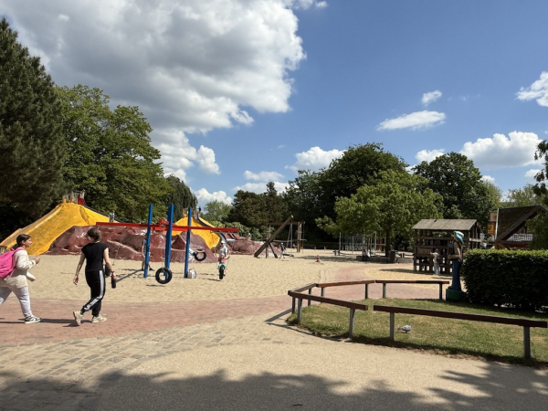 Großer Spielplatz Bullerberge