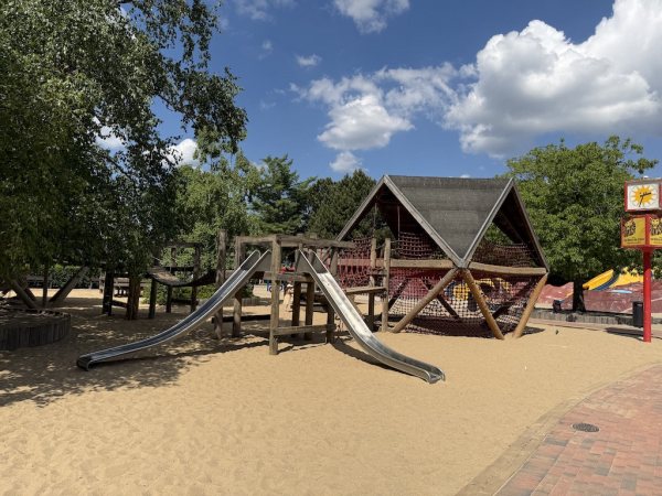 Großer Spielplatz Bullerberge