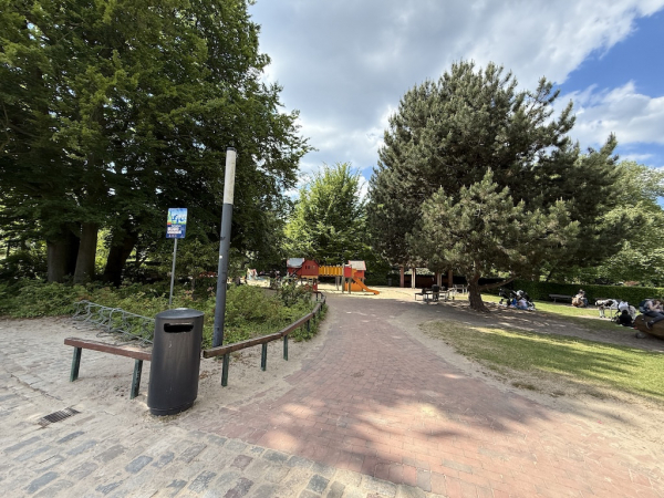 Großer Spielplatz Bullerberge